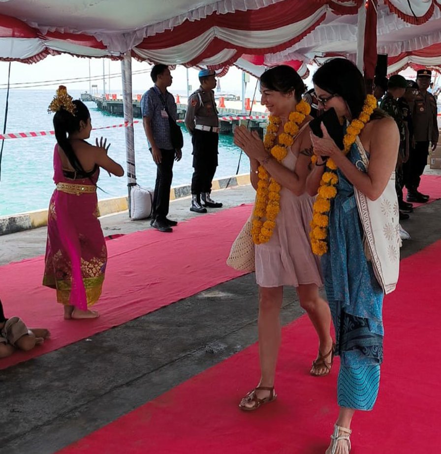 Perdana di Tahun 2026, Kapal Pesiar Celebrity Millennium Kembali Sandar di Celukan Bawang